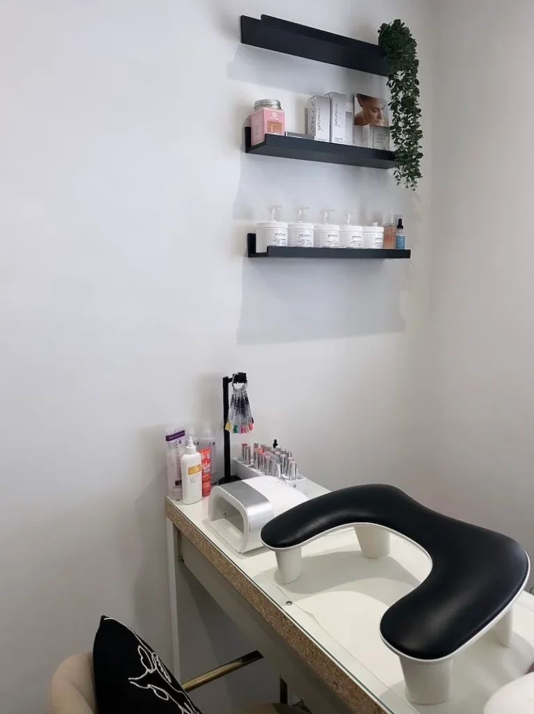 Skyn & Glo Treatment Room