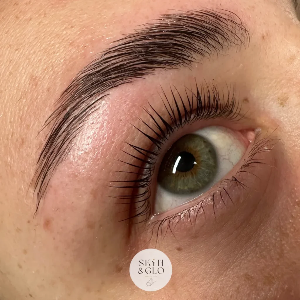 Close up image of the result of a Jelly brow mask